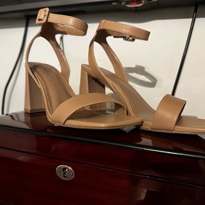 Madden Girl - Winni Cafe worn once.